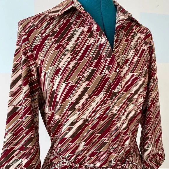 Mossimo Retro Print Shirt Dress size 6 Red Brown pattern 70s vibe - Picture 5 of 14